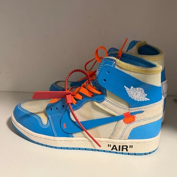 Vibrant Blue and Orange Kids\' Sneakers Playful and bright: A pair of blue and orange leather  main image 2